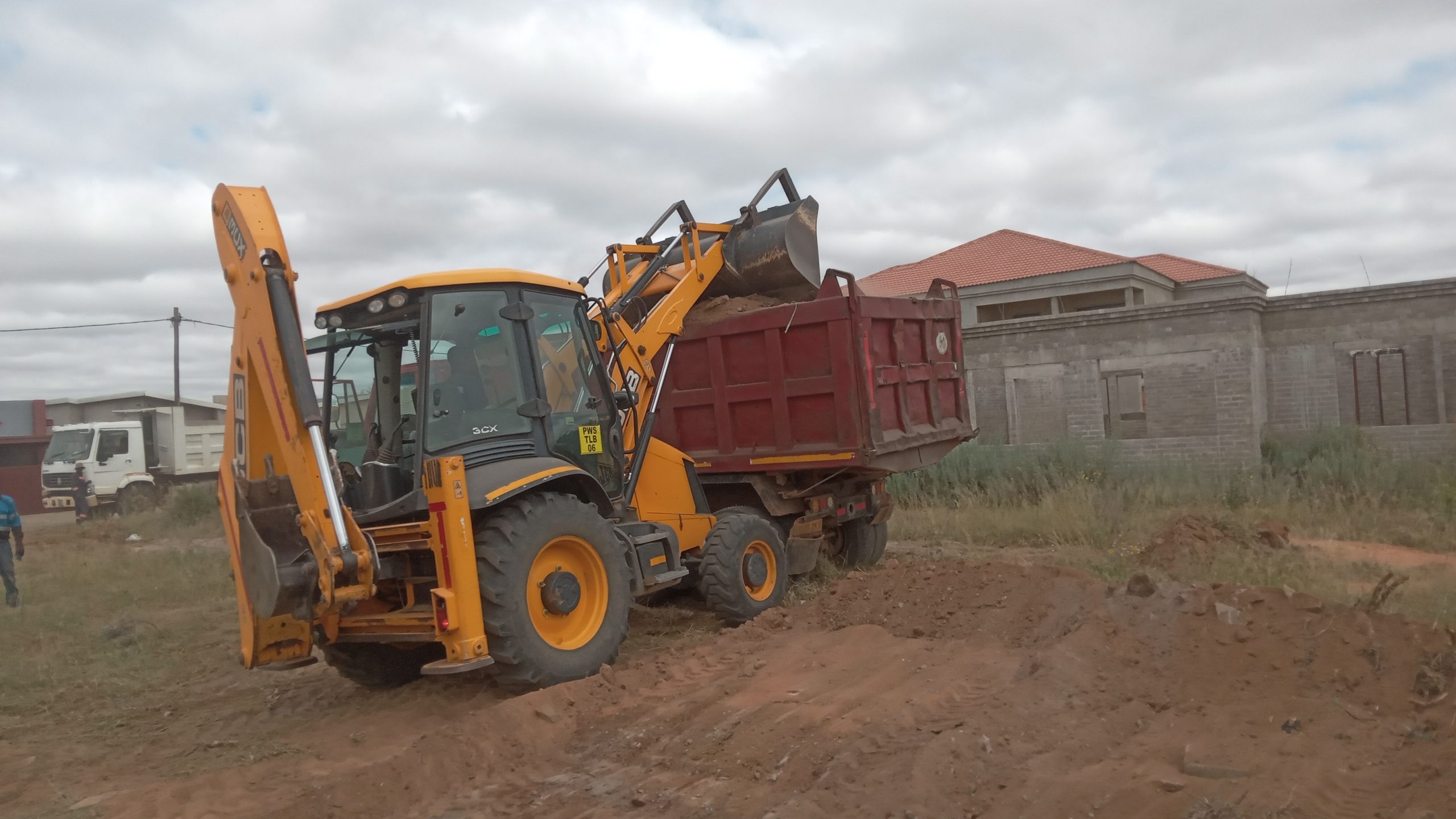 PLANT EQUIPMENT HIRE