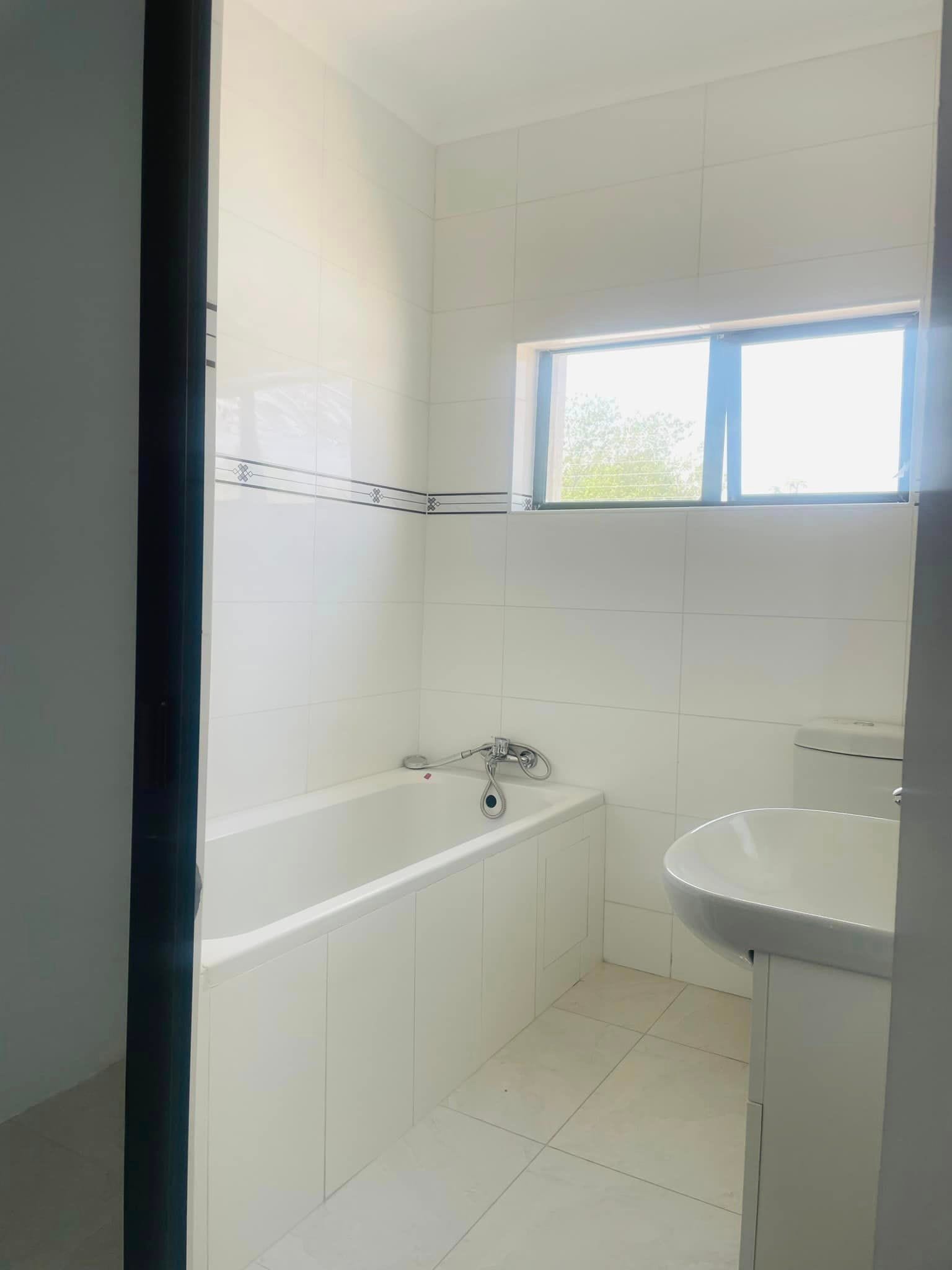 Four bedroom house 4 sale