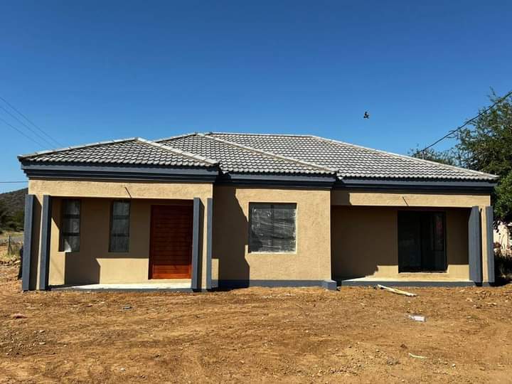 3 BEDROOM HOUSE IN OODI